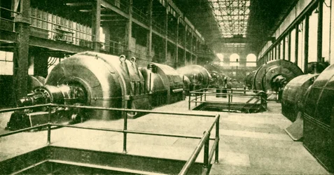 Dynamomaschinen im großen unterirdischen Kraftwerk an der Lots Road, Chelsea, 1930