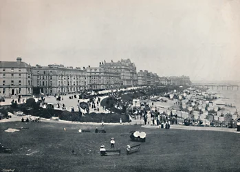 Eastbourne - Gesamtansicht vom Wish Tower, 1895