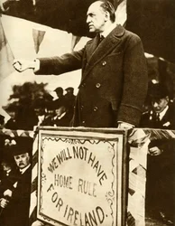 Edward Carson hält eine Rede, 1912, 1935