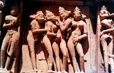Erotische Skulptur, hinduistischer Tempel, Khajuraho, Indien, 950 - 1050