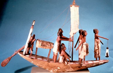 Bestattungsboot aus bemaltem Holz, 9. Dynastie, Altes Ägypten, 2232-2140 v. Chr.