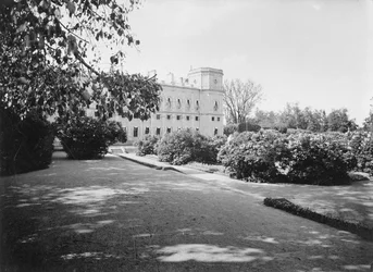 Garten am Arsenalplatz des Gatschina-Palastes, 1890er Jahre