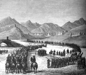 Division von General Ross überquert den Logar-Fluss auf dem Weg, um Sir Donald Stewart zu treffen, ca. 1880