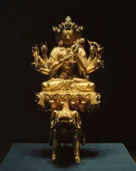 Gottheit Marici / Skulptur, 15. Jhdt.