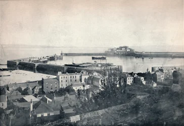 Guernsey - St. Peter-Port und Castle Cornet, 1895