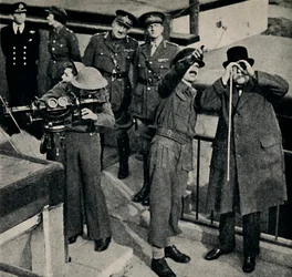 In einer Flugabwehrstellung, 17. Oktober 1941, 1945