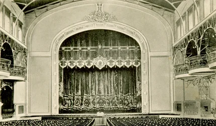 Innenansicht des Theaters im Nikolaus II. Volkshaus, St. Petersburg, Russland, 1900er Jahre