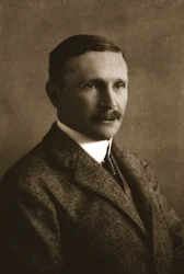 Mr. S. Hill Wood