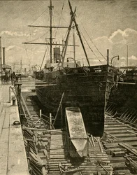 Das Einladen des Obelisken in den Frachtraum des Dampfers, 1881