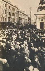 Revolutionäre Menschenmengen an der Tverskaya, Moskau, Russland, ca. 1905-ca. 1917