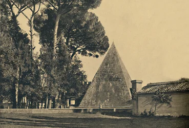 Roma - Grabpyramide des Caius Cestius - Tor von Sankt Paul an der Ostia-Straße, 1910