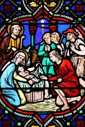 Herz-Jesu-Kirche. Glasfenster. Die Geburt Christi. Anbetung der Hirten, 20160604, Moulins, Frankreich