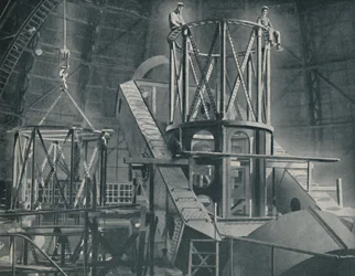 Abschnitt für Abschnitt erhebt sich das riesige Stahlgerüst des Hookers-Zylinders, ca. 1935
