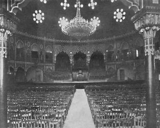 Die Kuppel: Blick zur Plattform, 1939