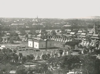 Die vierhundertfünfzig Tempel, Mandalay, Burma, 1895