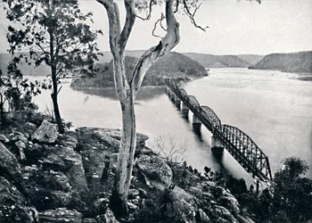 Der Hawkesbury River und die Brücke, um 1900