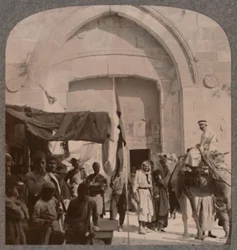 Das geschlossene Jaffa-Tor, zeigt das Nadelöhr, Jerusalem, um 1900