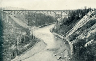 Die höchste Brücke östlich der Rocky Mountains, 1922