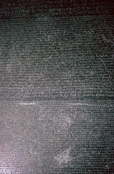 Der Stein von Rosetta, Ägyptisch, Ptolemäische Zeit, 196 v. Chr.
