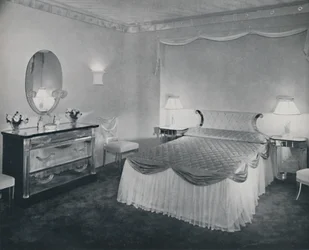 Die lebendigen Eigenschaften von Plexiglas werden in diesem Schlafzimmer genutzt, 1942