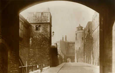 Tower of London. St. Thomas und der Glockenturm, ca. 1910