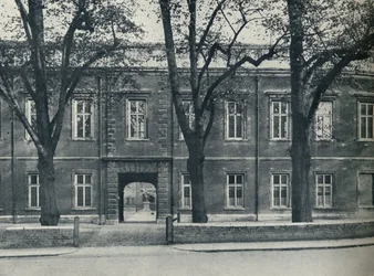 Obere Schule, Blick durch in den Schulhof, 1926