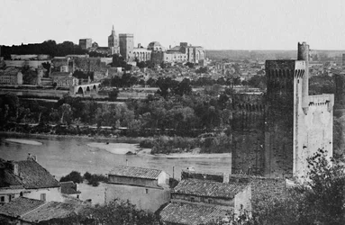 Villeneuve-Les-Avignon - Der Turm von Philippe-Le-Bel, 14. Jahrhundert, Das Rhonetal, Der Palast