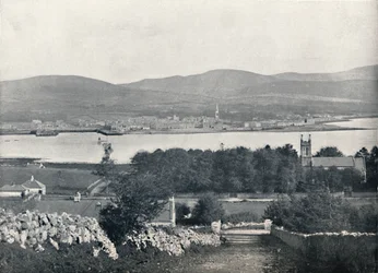Warrenpoint - Von Omeath, auf der gegenüberliegenden Seite des Carlingford Lough, 1895