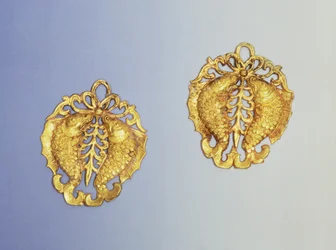 Chinesische Anhänger, 17 Karat vergoldet, Tang-Dynastie, 618-907 n. Chr.