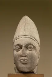 Kopf eines Skythen, roter Sandstein, 3. Jahrhundert n. Chr. Ahichhatra, UP