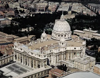Luftaufnahme der Basilika St. Peter, Rom (Foto)