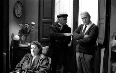 Alberto Sordi, Mario Monicelli und Shelley Winters auf der Bühne von "Un borghese piccolo piccolo", Regie Mario Monicelli