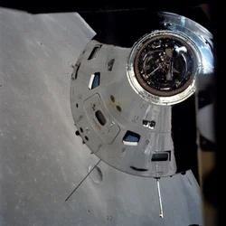 Apollo 17 Kommando-/Servicemodule fotografiert vom Mondmodul in der Umlaufbahn