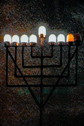 Große Synagogen-Menora