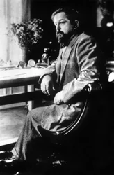 Claude Debussy, französischer Komponist, um 1905 (s/w Foto)