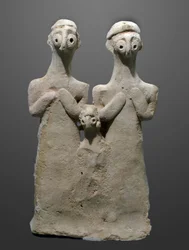 Figur einer Familiengruppe, 2000-1500 v. Chr.