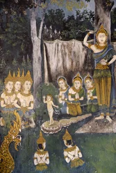 Fresko, das eine Szene aus dem Leben des Buddha darstellt, im Wat Phra Doi Suthep, Chiang Mai, Thailand. Buddha als Kind