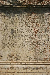 Libanon, Baalbek (1. Jahrhundert n. Chr.), Gravur im Großen Hof