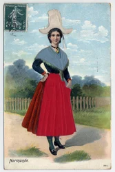 Normandie: Porträt einer normannischen Frau in traditioneller Kleidung und Kopfbedeckung