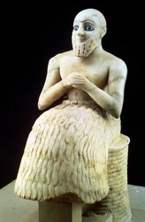 Statue des Beamten Ebih-Il, aus dem Tempel der Ishtar in Mari, Hit, Irak, Mittlerer Euphrat, Sumerisch, Frühdynastische Periode, ca. 2500 v. Chr.