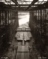 Arbeiten am Doppelboden der 