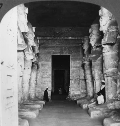 Innenraum des in den Fels gehauenen Tempels von Abu Simbel, Ägypten, 1905