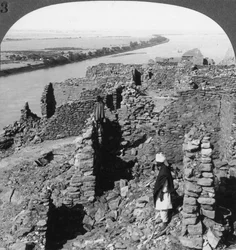 Kasr Qasr Ibrim und ein Blick auf den Nil in Nubien, Ägypten, 1905