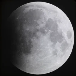 Astronomische Glasplattenaufnahme der Mondfinsternis (1910)