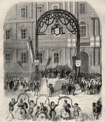 Wohltätigkeitsfeste in Marseille zur Erinnerung an die Ankunft von Franz I., wo er Papst Clemens VII. traf: Farandole-Tanz auf dem Place Saint-Ferreol vor der Tribüne von König Franz I. Gravur in „L