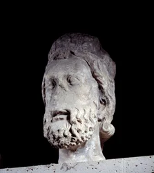 Kopf des Königs von Juda von der Kathedrale Notre Dame de Paris. Um 1220-1230 Paris, Nationalmuseum des Mittelalters, Thermes de Cluny