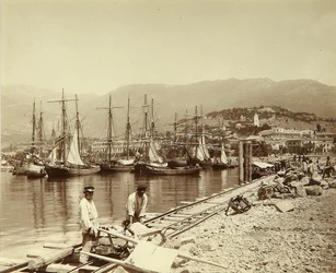 Der Bau eines Piers in Jalta