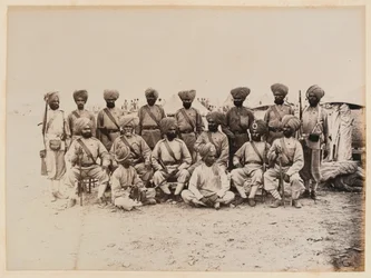 Das 15. (Ludhiana) Regiment der Bengal Native Infantry in der Wüstenlandschaft des Sudan