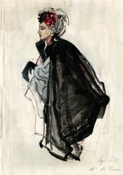 Elegante Frau mit schwarzem Umhang
