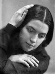 Porträt von Anita Pittoni, ca. 1940